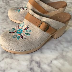 Women’s TOMS Elisa slip on clog/shoe mule 8